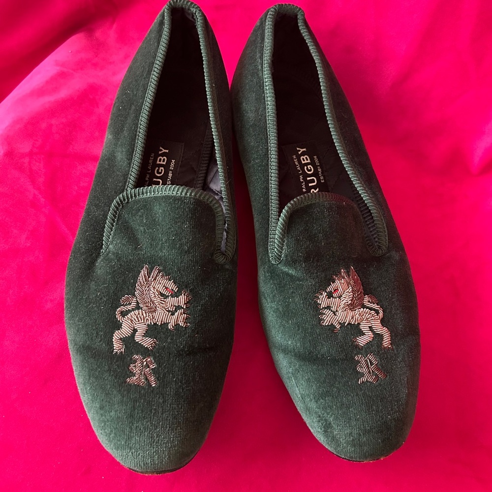 RL Rugby Green Velvet Loafers with Embroidered Lion